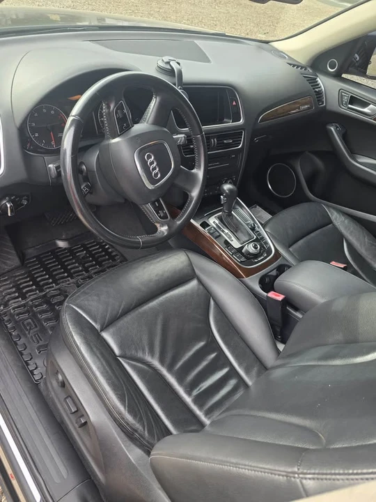 2011 Audi 8R Q5 - Image 7 of 9