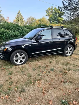 2011 Audi Q5 3.2 Quattro Premium Sport Utility 4D