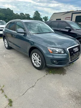 2011 Audi Q5 3.2 Quattro Premium Sport Utility 4D