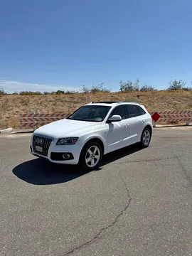 2011 Audi Q5 3.2 Quattro Premium Sport Utility 4D