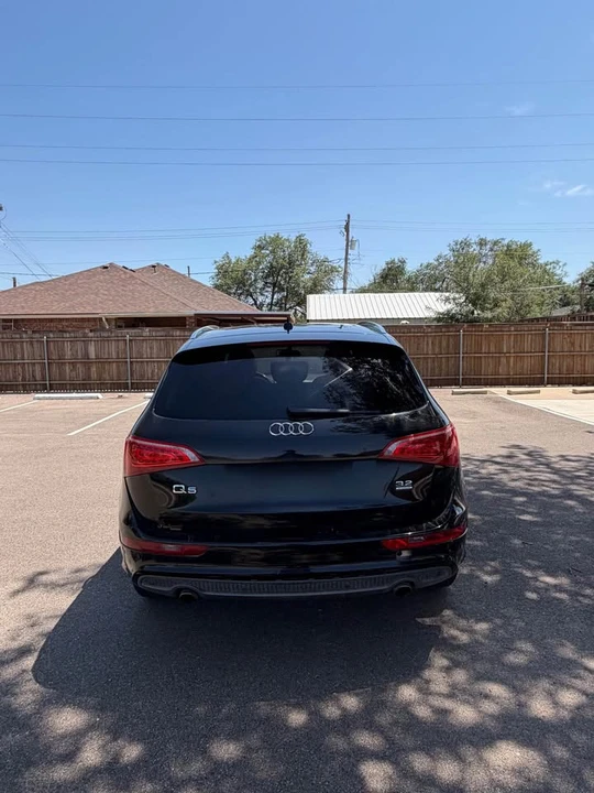 2011 Audi 8R Q5 - Image 2 of 12