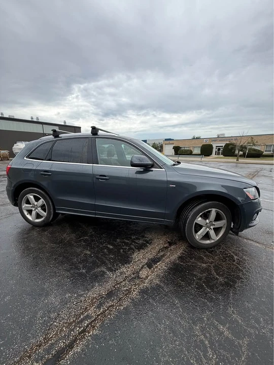2011 Audi 8R Q5 - Image 3 of 8