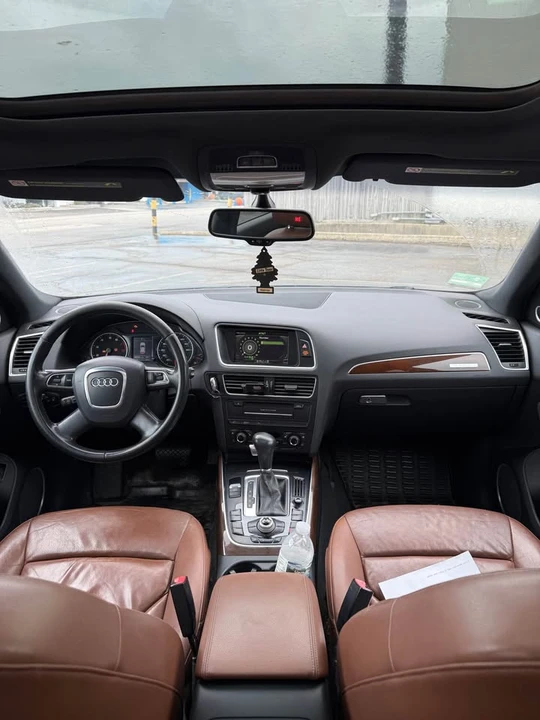 2011 Audi 8R Q5 - Image 7 of 8
