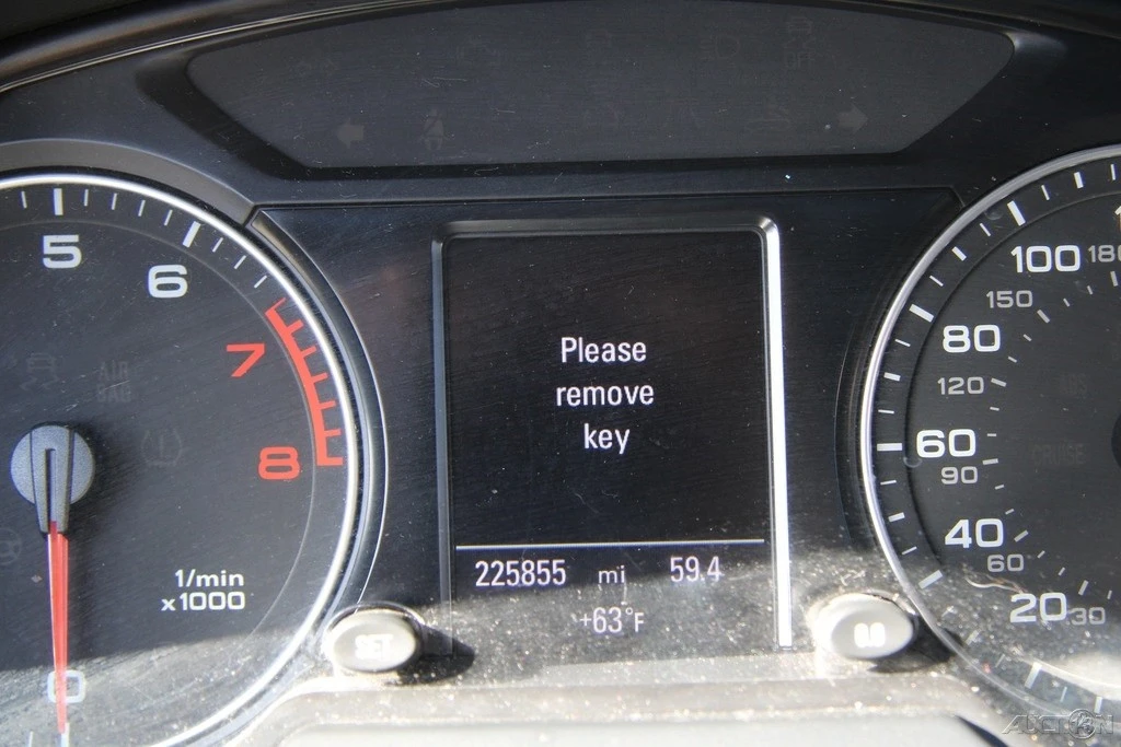 2011 Audi 8R Q5 - Image 16 of 21
