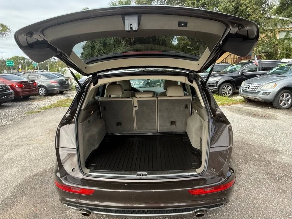 2011 Audi 8R Q5 - Image 10 of 20