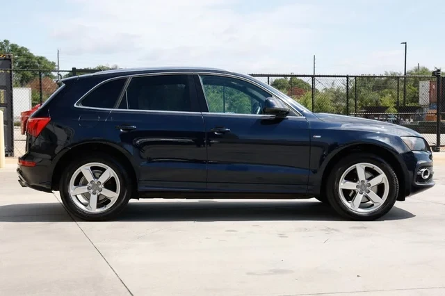 2011 Audi 8R Q5 - Image 13 of 19