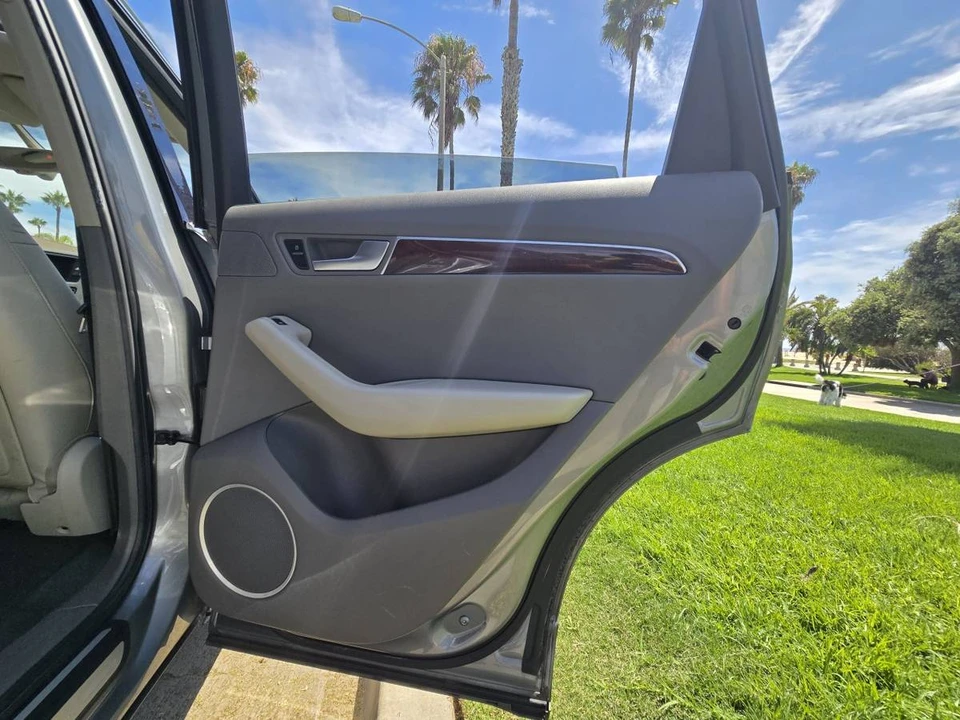 2011 Audi 8R Q5 - Image 13 of 20