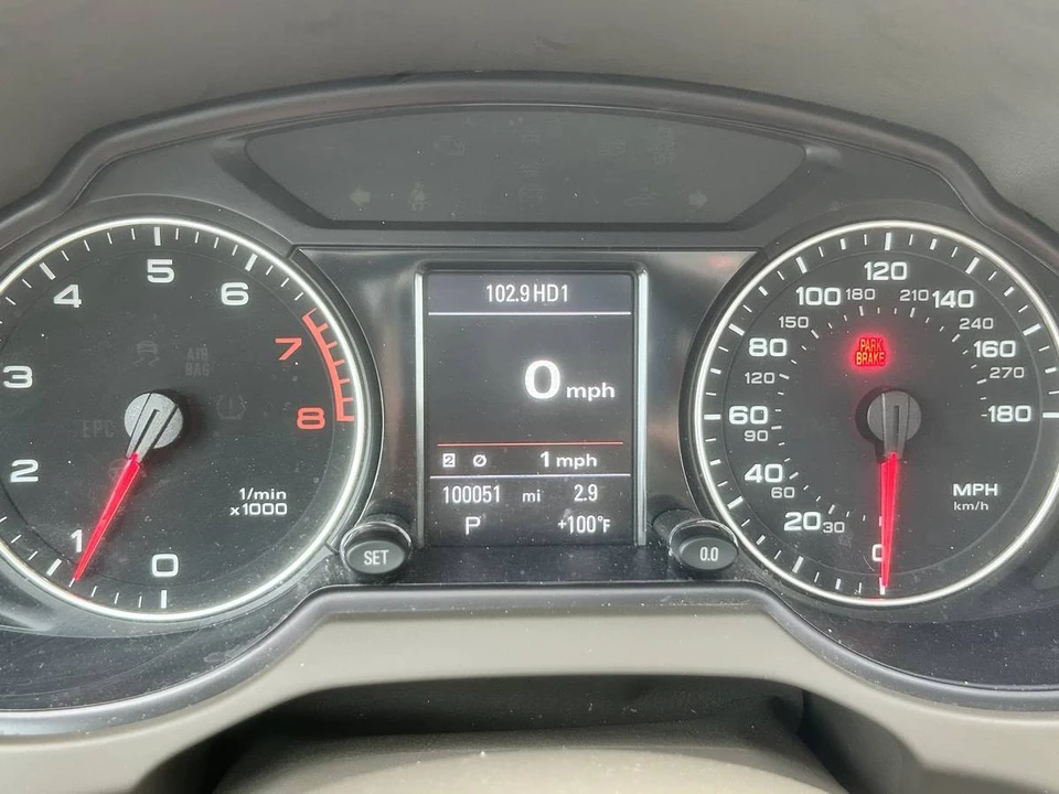 2011 Audi 8R Q5 - Image 7 of 11
