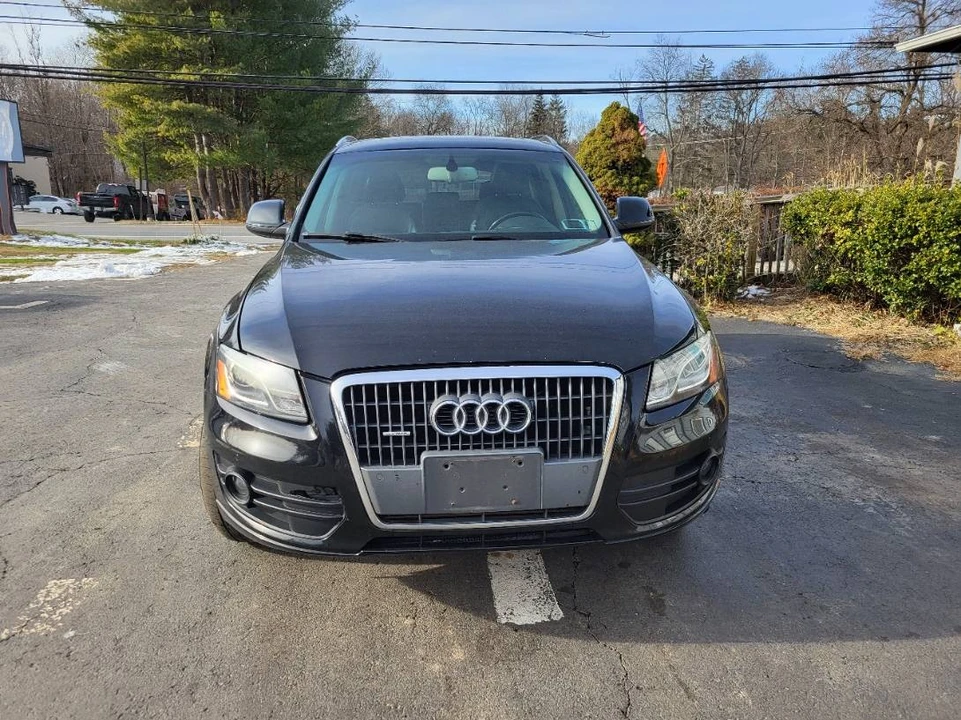 2011 Audi 8R Q5 - Image 2 of 9