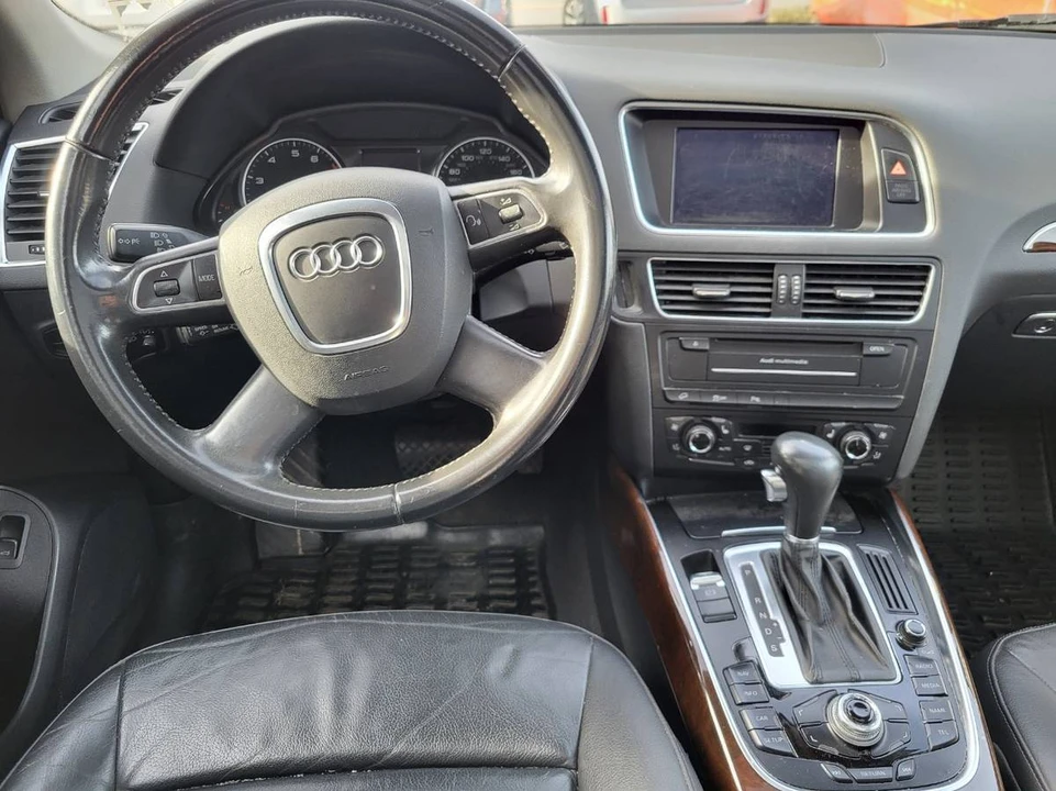 2011 Audi 8R Q5 - Image 6 of 9