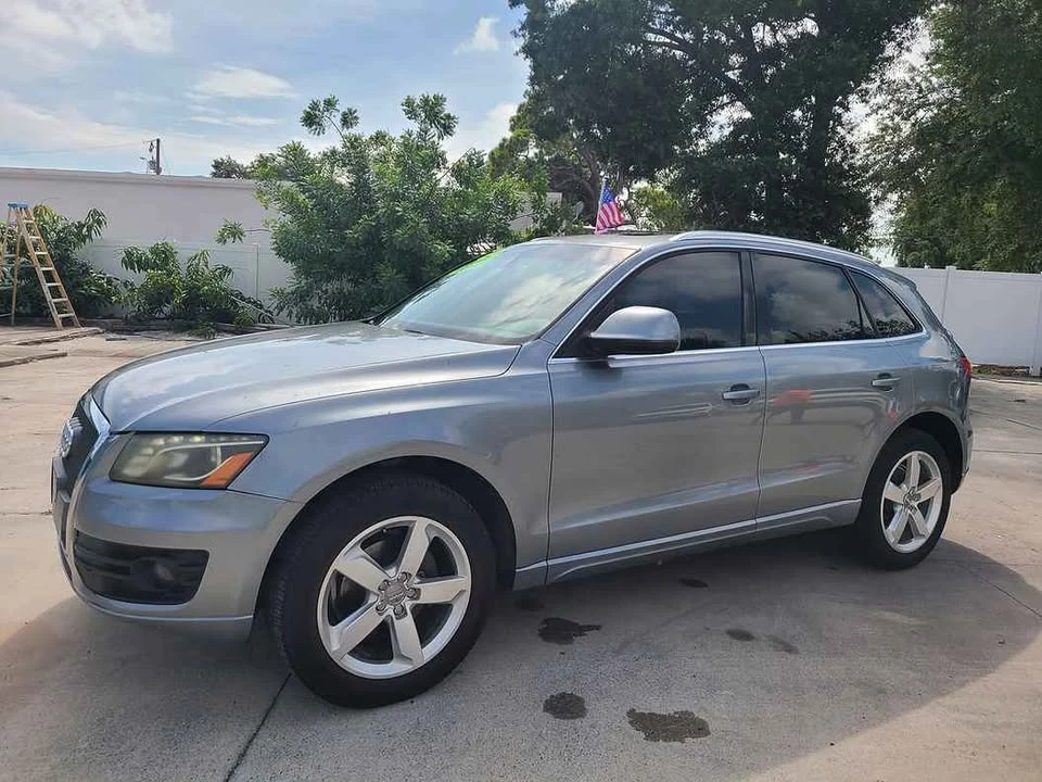 2011 Audi 8R Q5 - Image 2 of 13