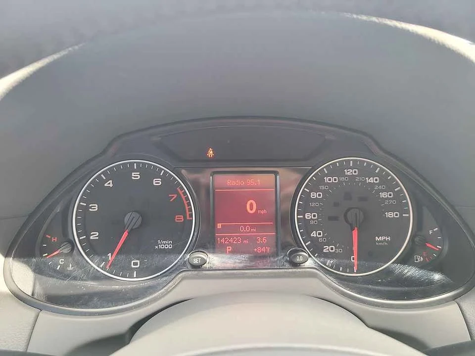 2011 Audi 8R Q5 - Image 12 of 13