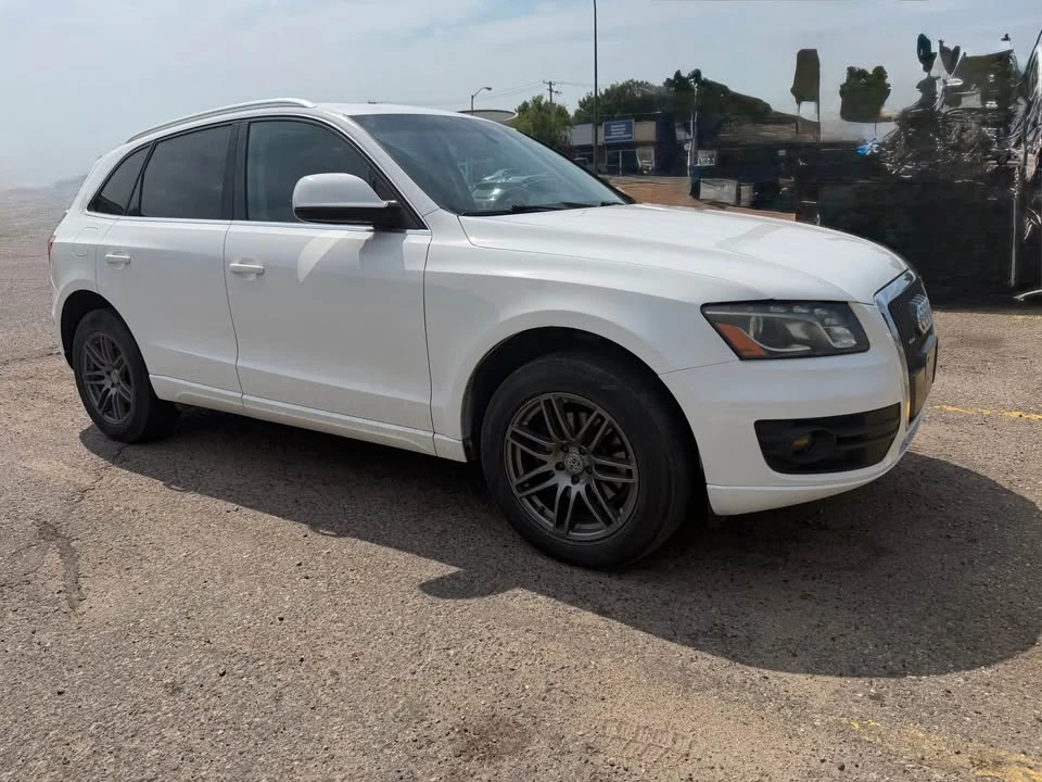 2011 Audi 8R Q5 - Image 2 of 7