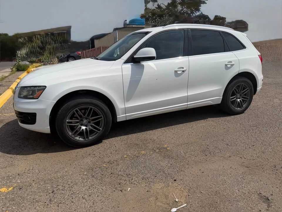 2011 Audi 8R Q5 - Image 3 of 7