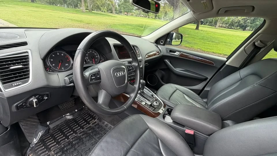 2011 Audi 8R Q5 - Image 9 of 13