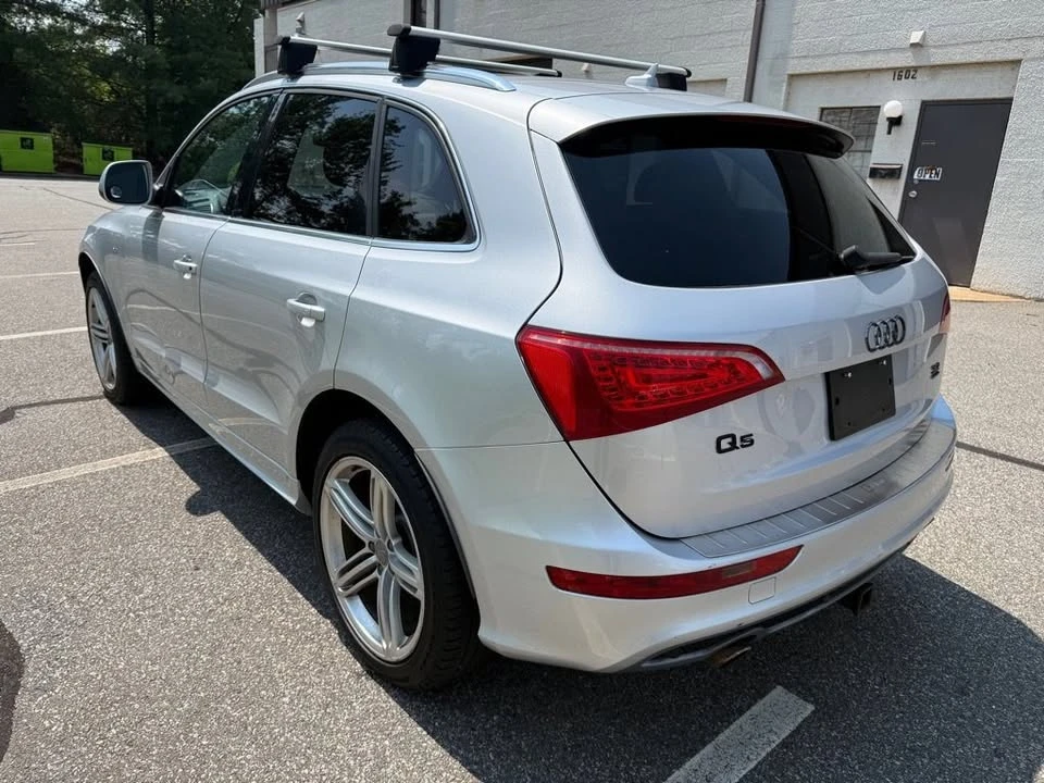 2011 Audi 8R Q5 - Image 3 of 20