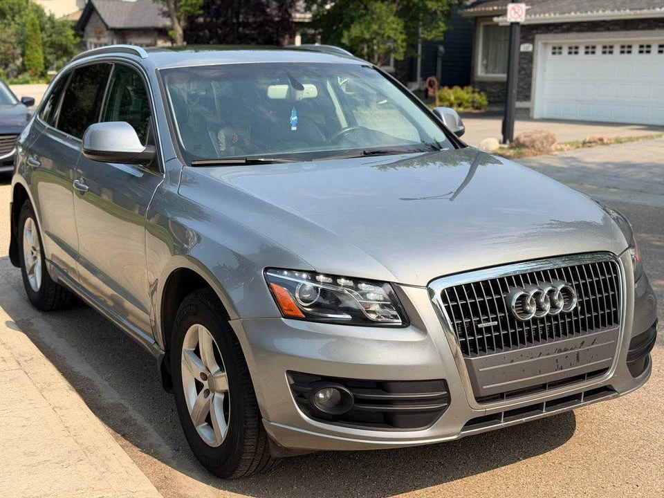 2011 Audi 8R Q5 - Image 2 of 12