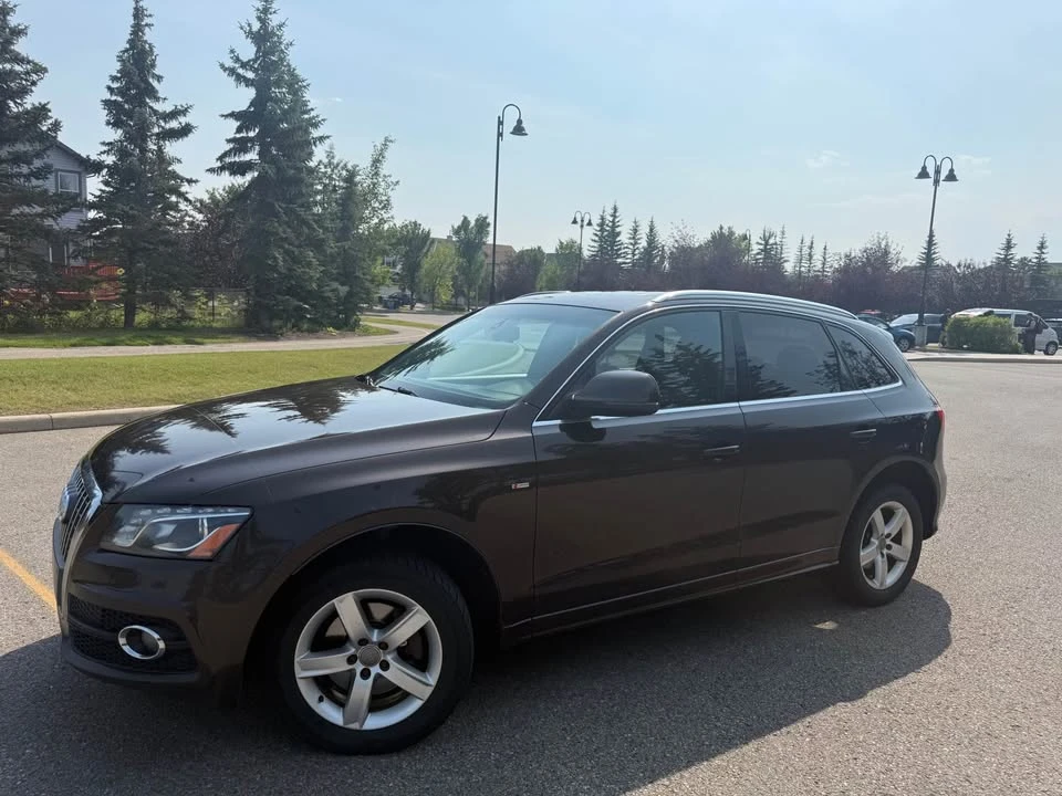 2011 Audi 8R Q5 - Image 2 of 16