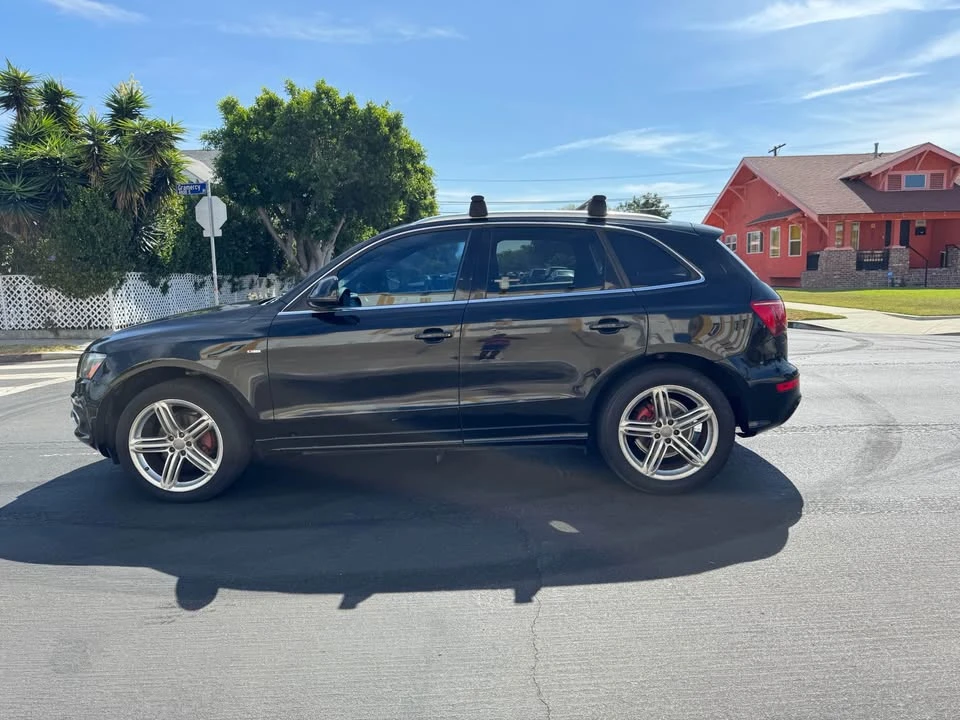 2011 Audi 8R Q5 - Image 6 of 8