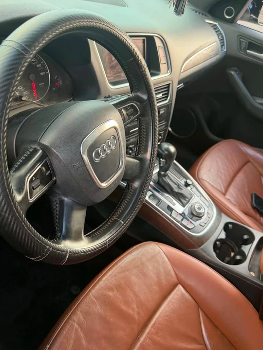 2011 Audi 8R Q5 - Image 3 of 9