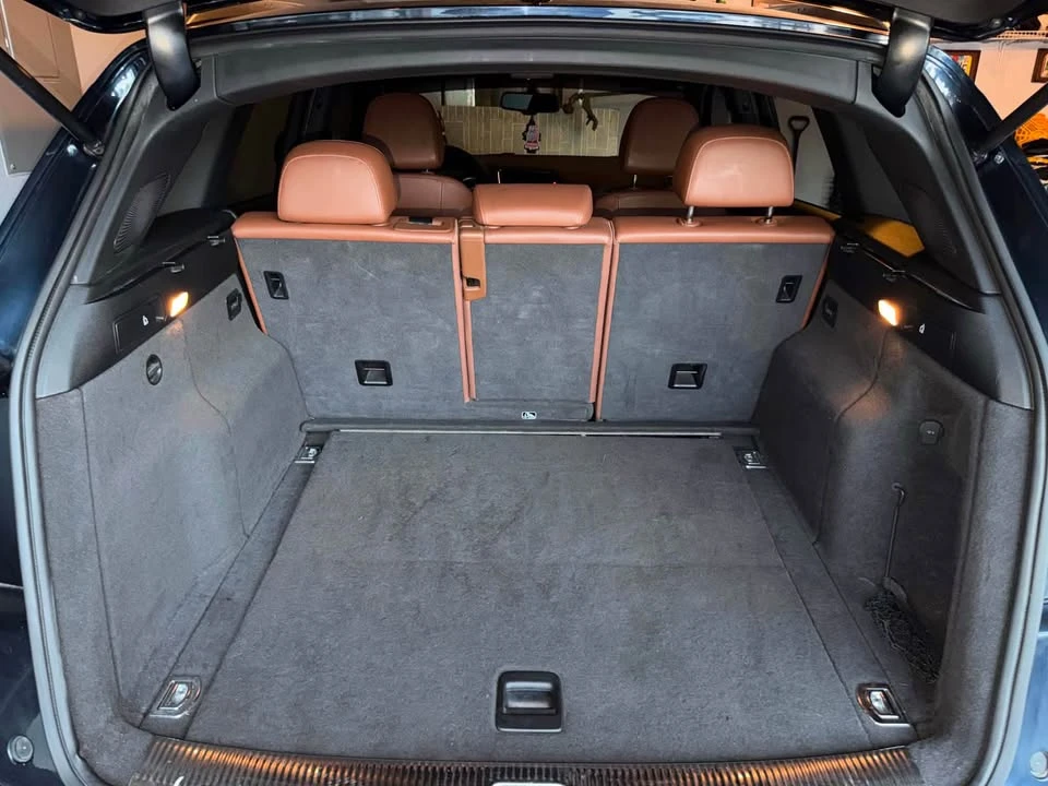 2011 Audi 8R Q5 - Image 8 of 9