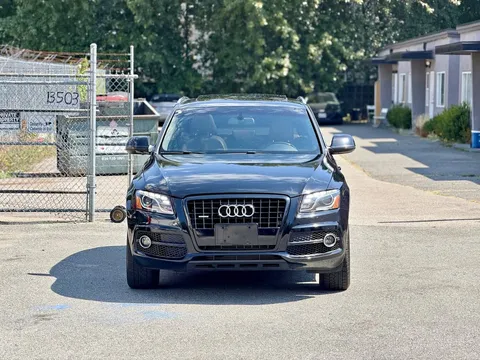 2011 Audi Q5 2.0T Premium quattro