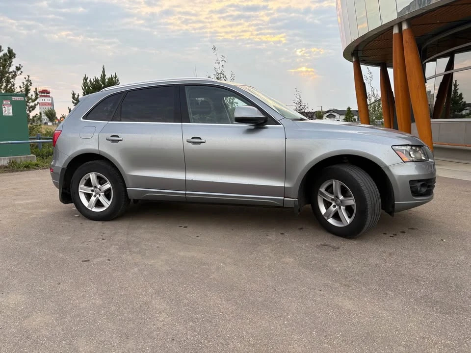 2011 Audi 8R Q5 - Image 3 of 11