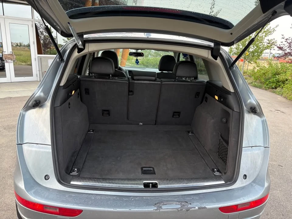 2011 Audi 8R Q5 - Image 10 of 11