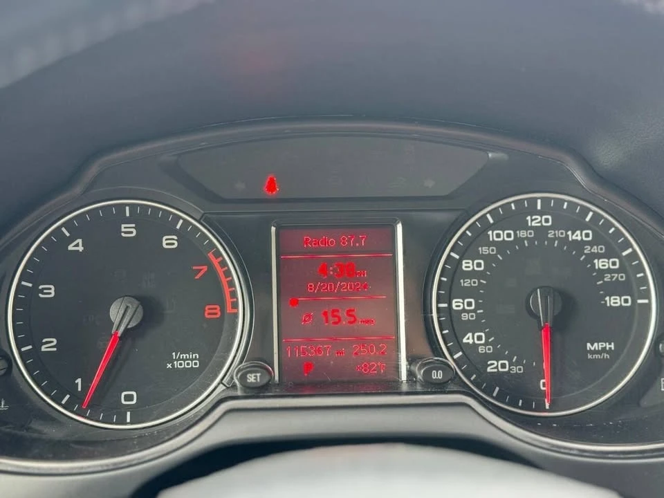 2011 Audi 8R Q5 - Image 18 of 20