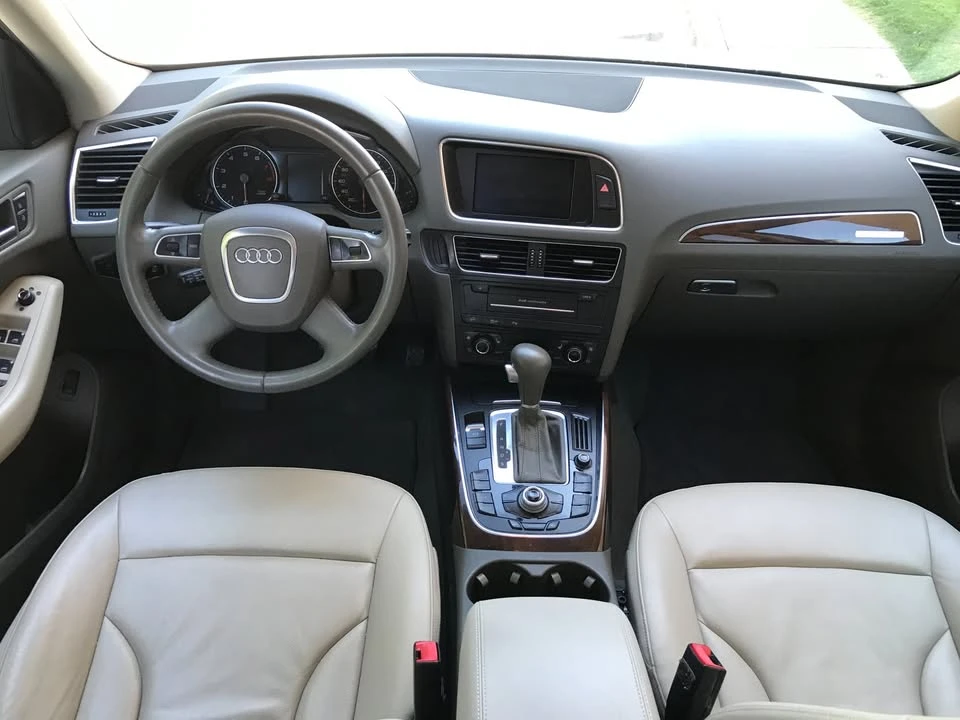 2011 Audi 8R Q5 - Image 12 of 20