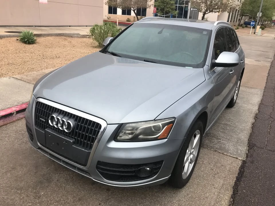 2011 Audi 8R Q5 - Image 2 of 17