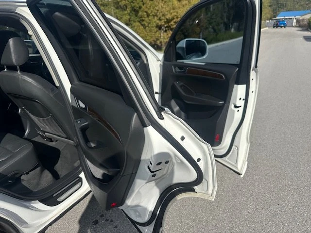 2011 Audi 8R Q5 - Image 14 of 17