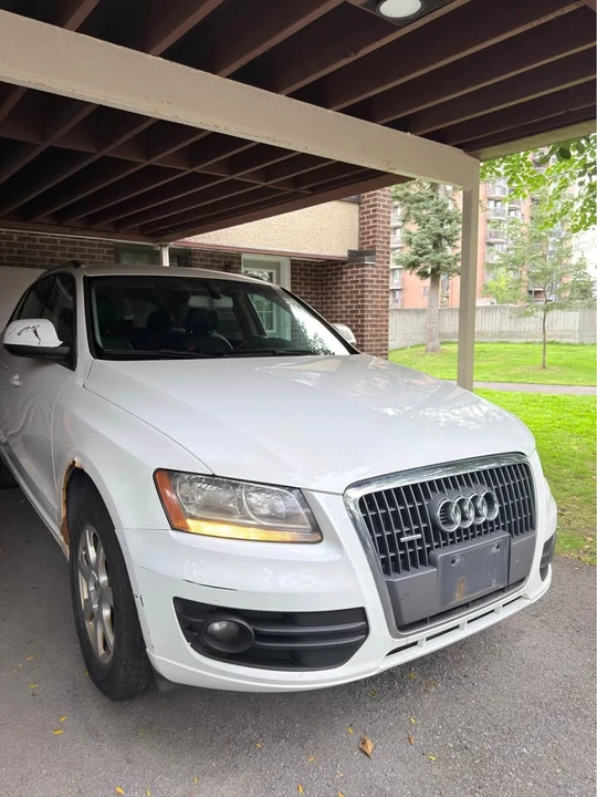 2011 Audi 8R Q5 - Image 2 of 10