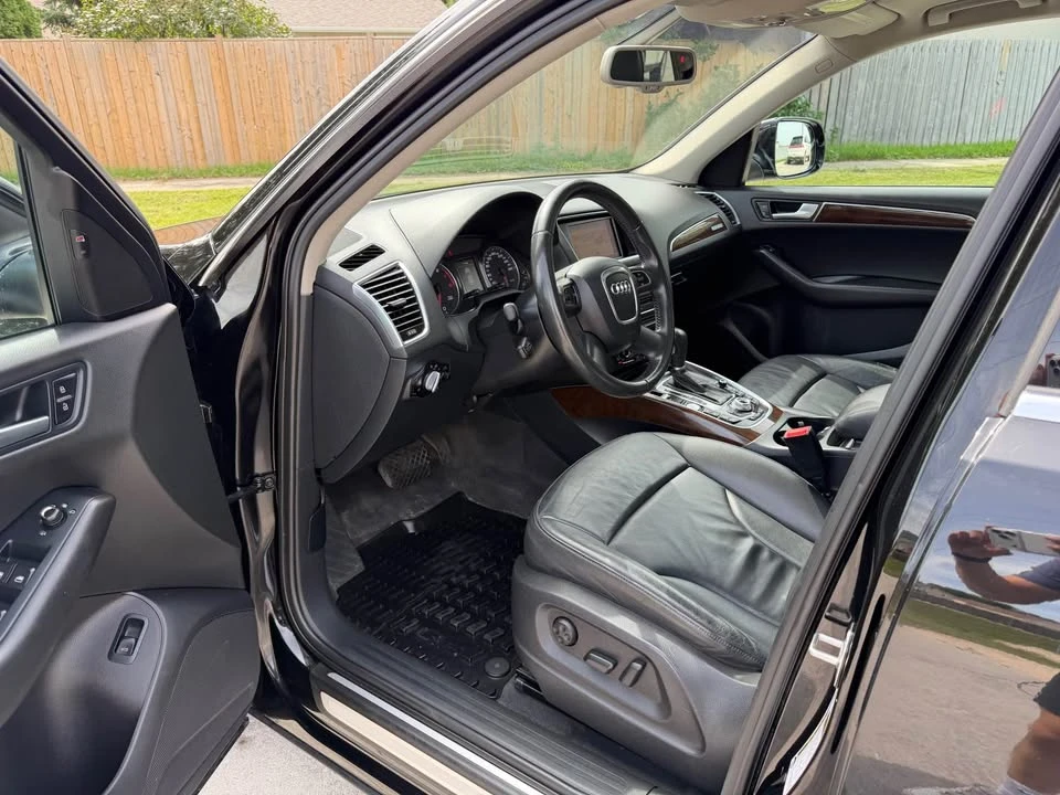 2011 Audi 8R Q5 - Image 9 of 20