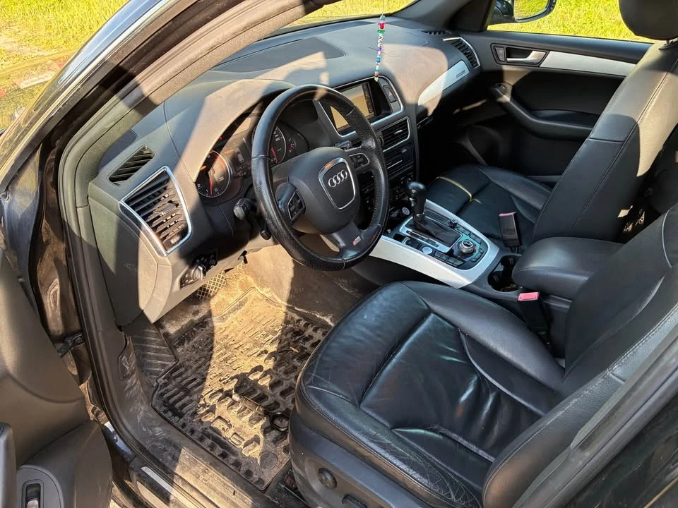 2011 Audi 8R Q5 - Image 6 of 8
