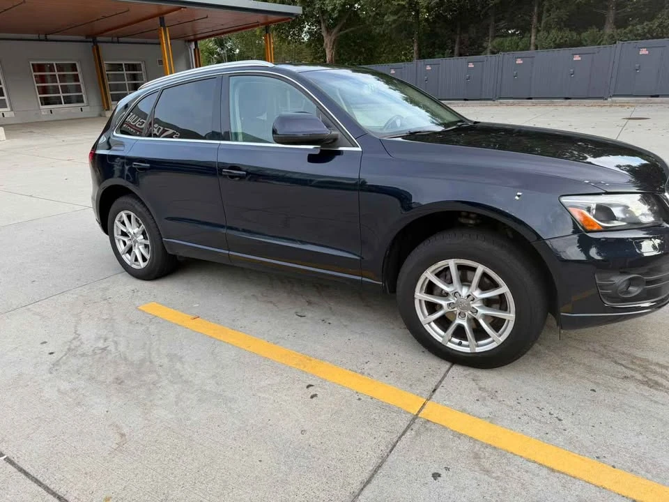 2011 Audi 8R Q5 - Image 4 of 10