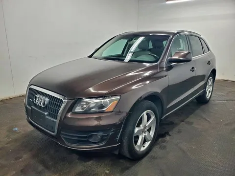 2011 Audi Q5 2.0T quattro Premium Plus