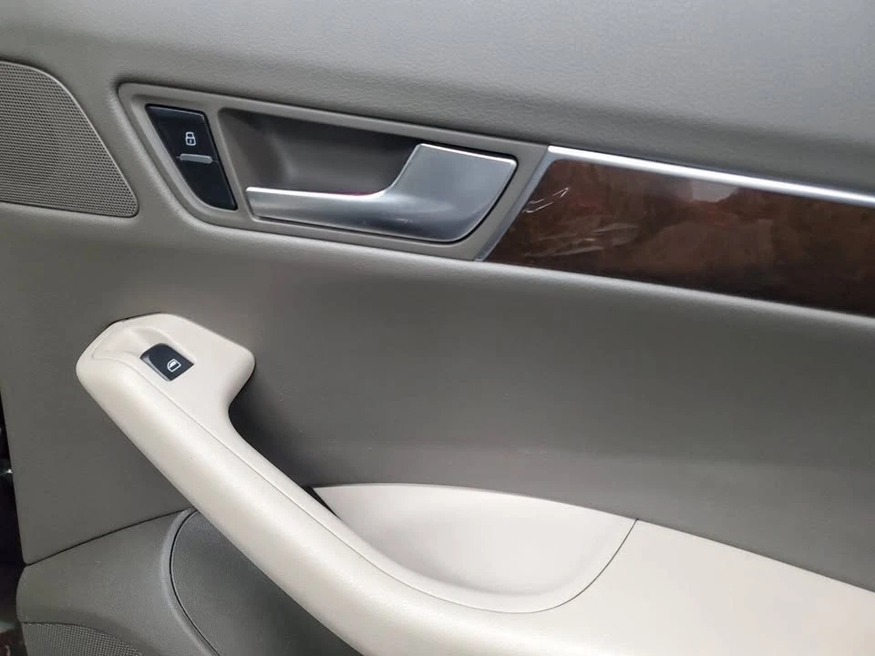 2011 Audi 8R Q5 - Image 18 of 20