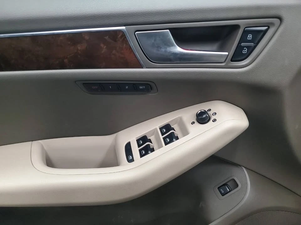 2011 Audi 8R Q5 - Image 10 of 20