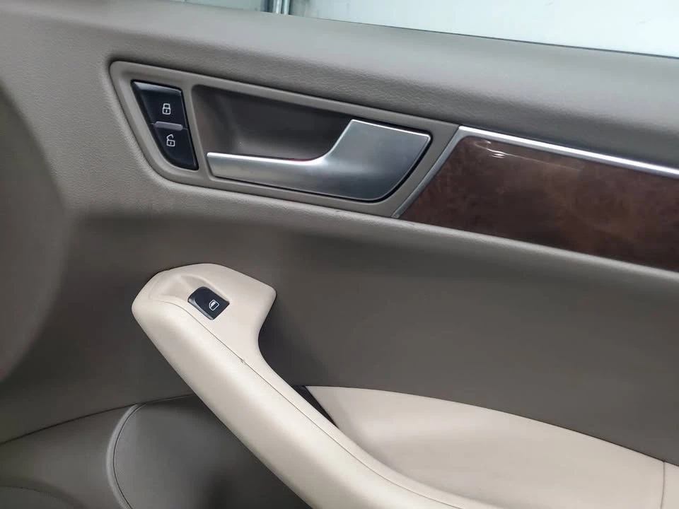 2011 Audi 8R Q5 - Image 16 of 20
