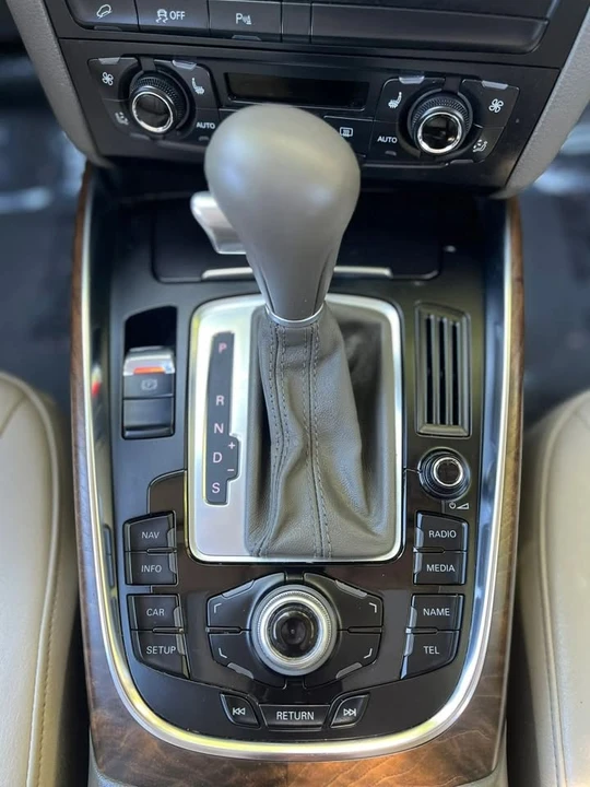 2011 Audi 8R Q5 - Image 17 of 20