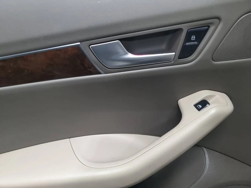 2011 Audi 8R Q5 - Image 13 of 20