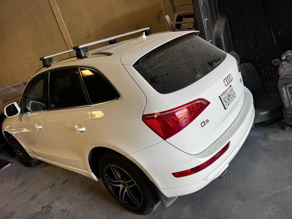 2011 Audi 8R Q5 - Image 4 of 5