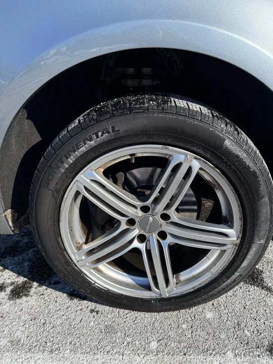 2011 Audi 8R Q5 - Image 8 of 17