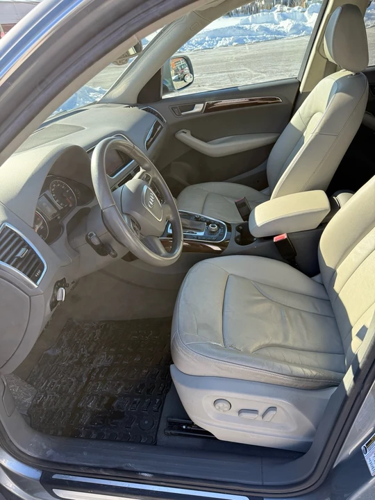 2011 Audi 8R Q5 - Image 11 of 17