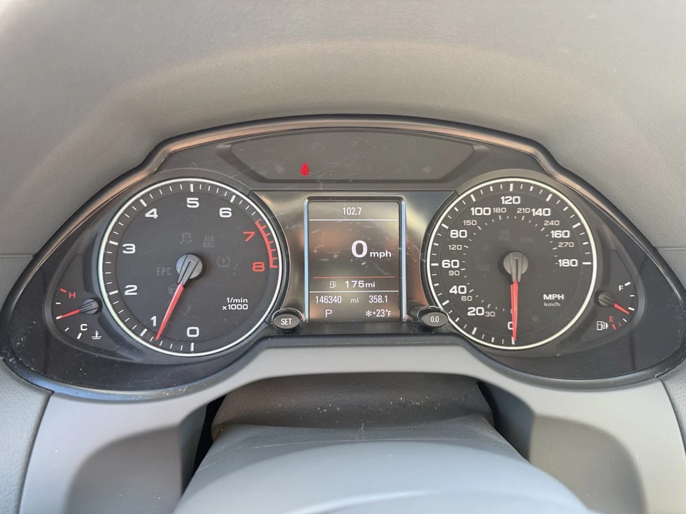 2011 Audi 8R Q5 - Image 10 of 17