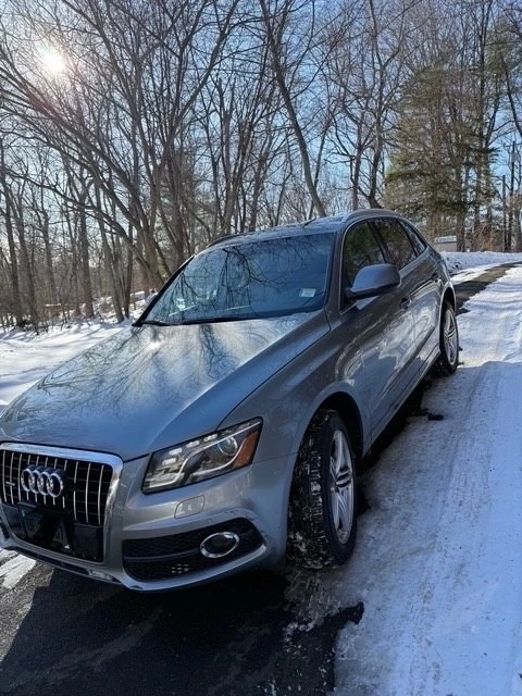 2011 Audi 8R Q5 - Image 2 of 17