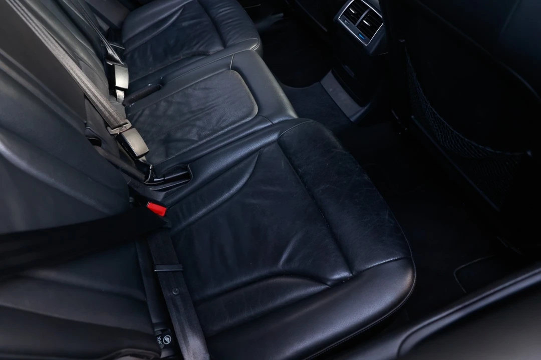 2011 Audi 8R Q5 - Image 12 of 21