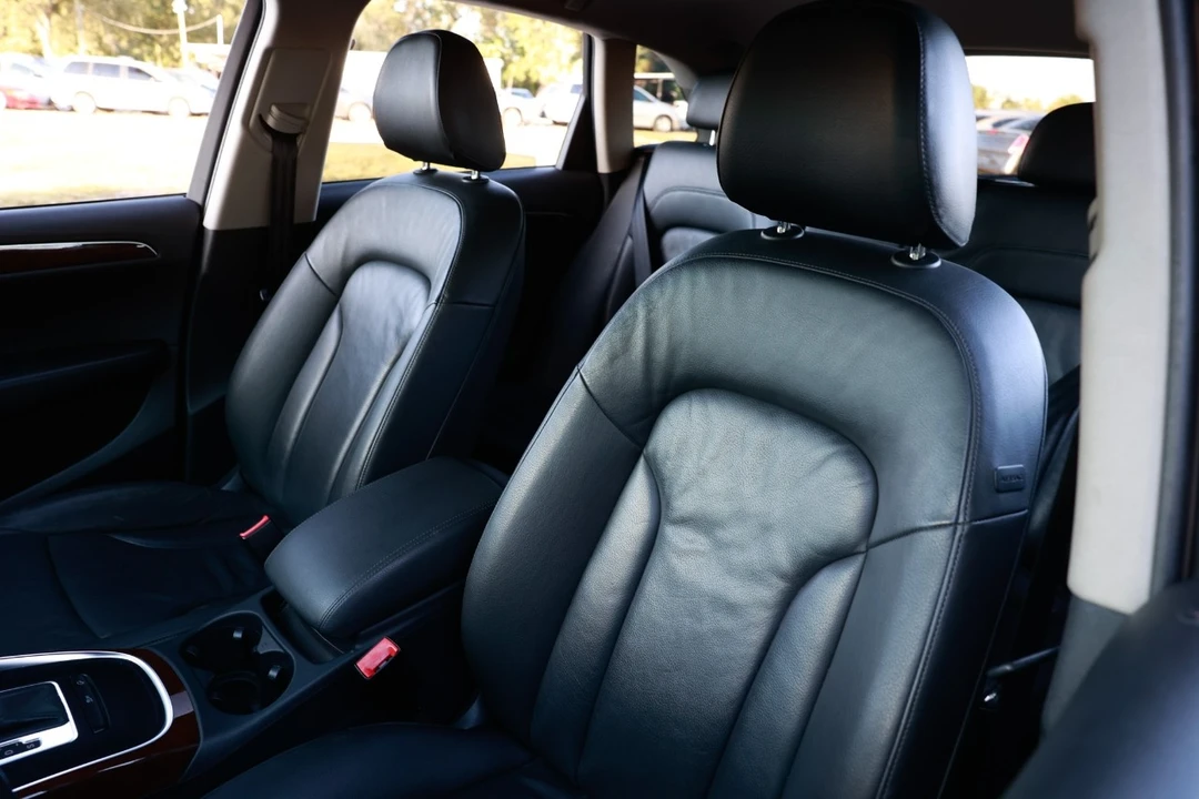 2011 Audi 8R Q5 - Image 6 of 21