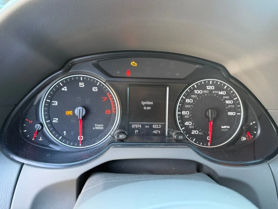 2011 Audi 8R Q5 - Image 11 of 21